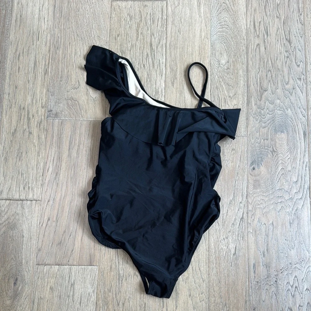 BEACH BUMP™ RUFFLE FRONT ONE SHOULDER MATERNITY SWIMSUIT UPF 50+ SIZE SMALL - Picture 3 of 7